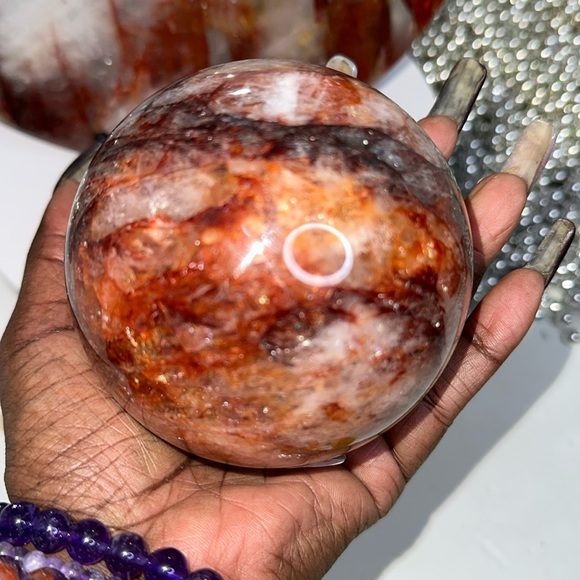 Hematoid (Fire) Quartz Large Sphere - 001 91MM 1090g - FIREQTZSPHERE001 - Picture 4 of 7